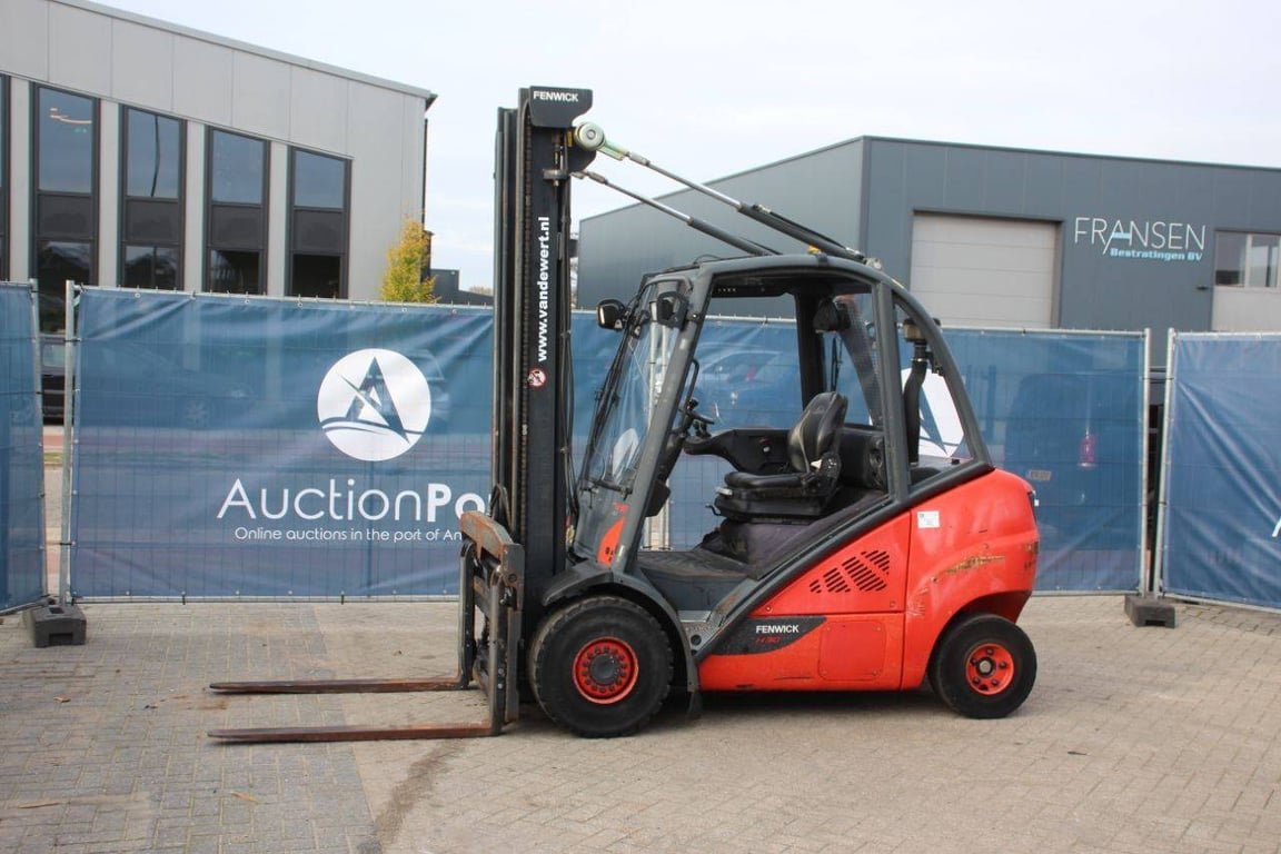 Fenwick-Linde H30D-02 Diesel Forklift 3000kg 7.0m 2014 2014 Fenwick-Linde H30D-02 2014 1 Forklift