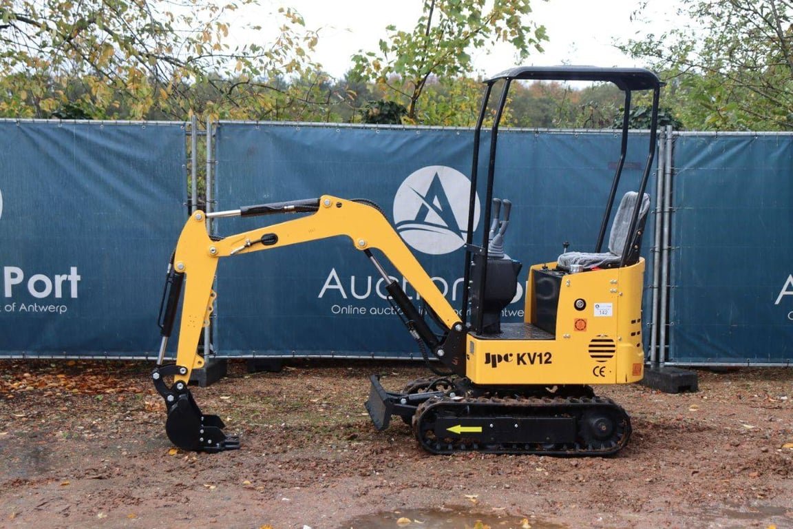 Mini excavator JPC KV12 Diesel 12 hp New JPC KV12 0