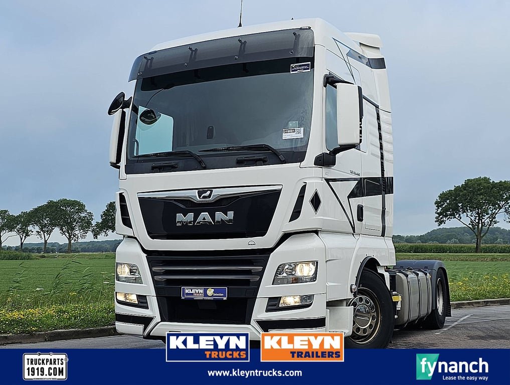M.A.N. 18.460 TGX xxl 2xtank night a/c 2019 18.460 TGX XXL 2XTANK NIGHT A/C 2019 1 Tractor Units