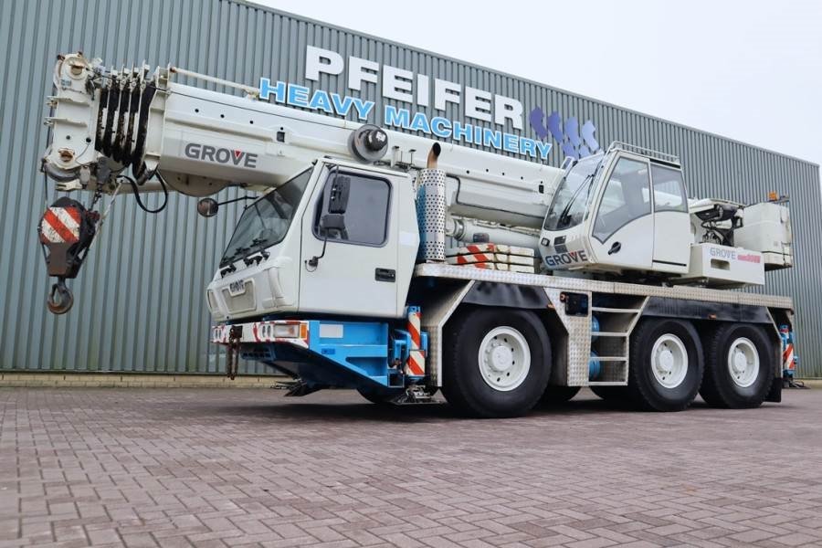 Grove GMK3055 Diesel, 6x6x6, 55t Capacity, 43m Main Boom 2008 GROVE - GMK3055 - 90401 GMK3055 Diesel, 6x6x6, 55t Capacity,...
