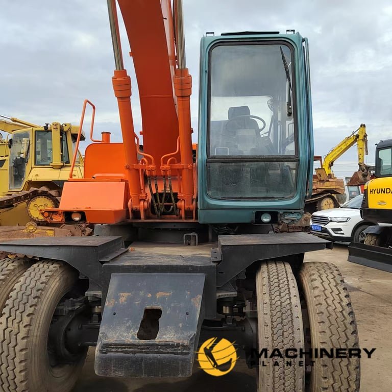 HITACHI Wheel Excavator EX100WD Low Price EX100WD 2019 1 Wheel Loaders image 3