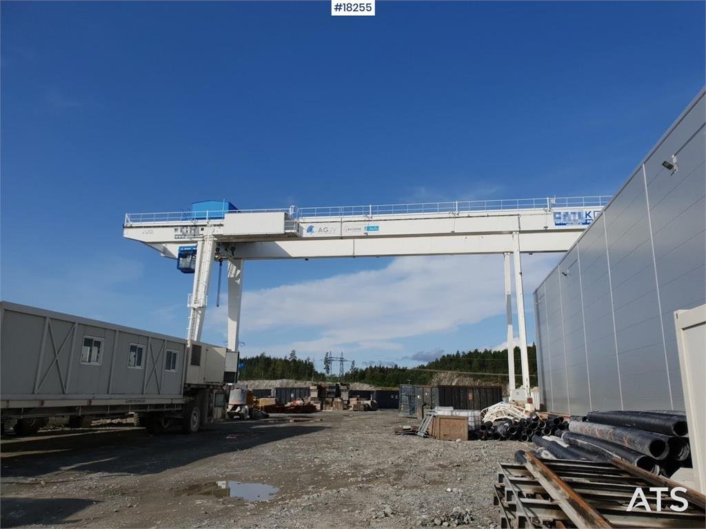 Gantry crane. 4x10 tons. 2016 18255 GANTRY crane. 4x10 tons. 2016 1 Other cranes