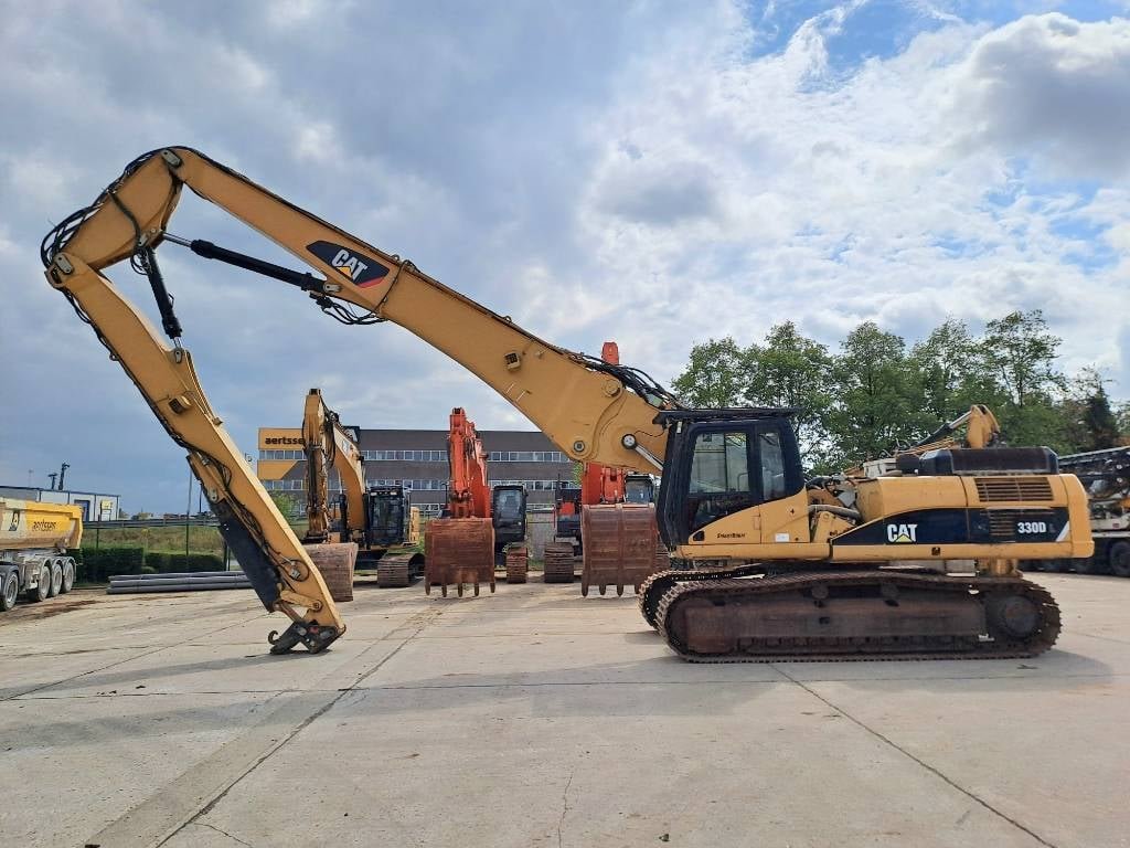 CAT 330 DL UHD (21m UHD + standard boom) 2007 ATR-1761 330 DL UHD (21m UHD + standard boom) 2007 1 Crawler Excavators