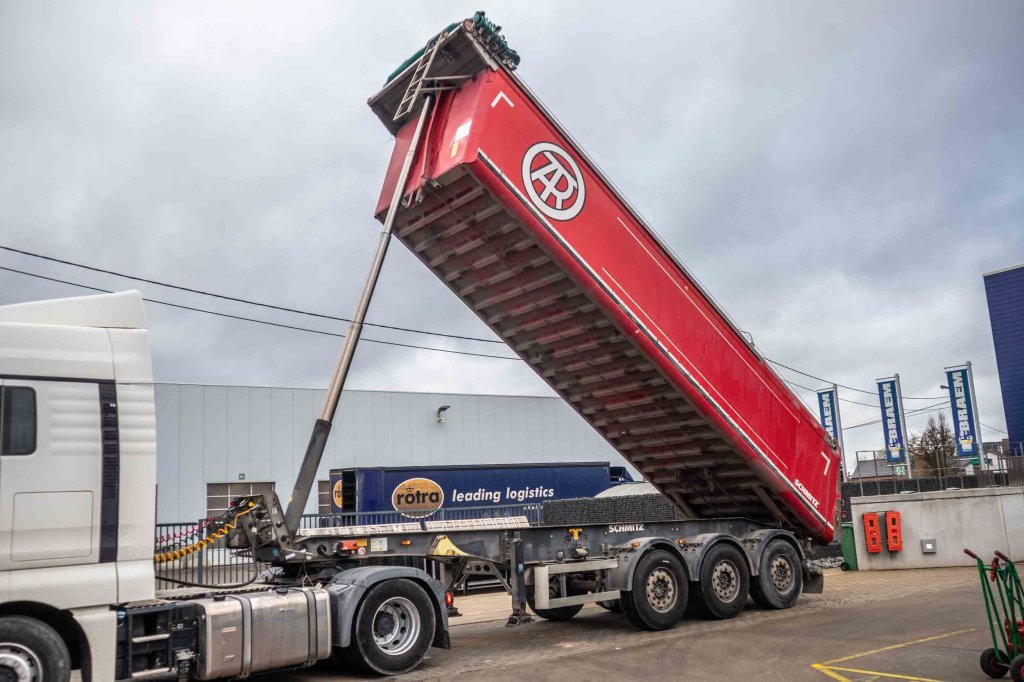 SCHMITZ SGF-S3- 32 M3 2018 E63221 Schmitz Cargobull SGF-S3- 32 M3 2018 1