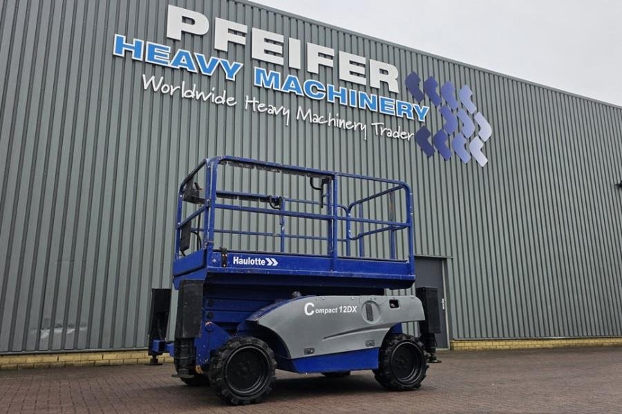 Haulotte Compact 12DX Diesel, 4x4 Drive, 12m Working Height 2005 HAULOTTE - Compact 12DX - 90086 Compact 12DX Diesel, 4x4 ...