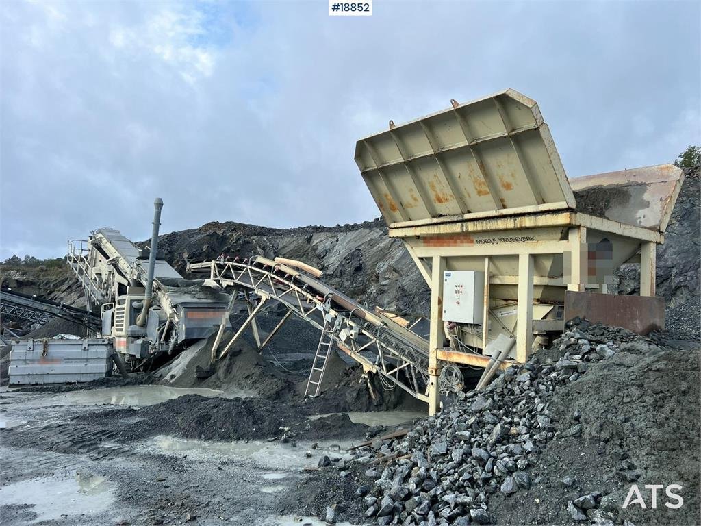 Metso Lokotrack LT220D crusher w/ screen, box and belt 2019 18852 Lokotrack LT220D crusher w/ screen, box and belt 2019 1