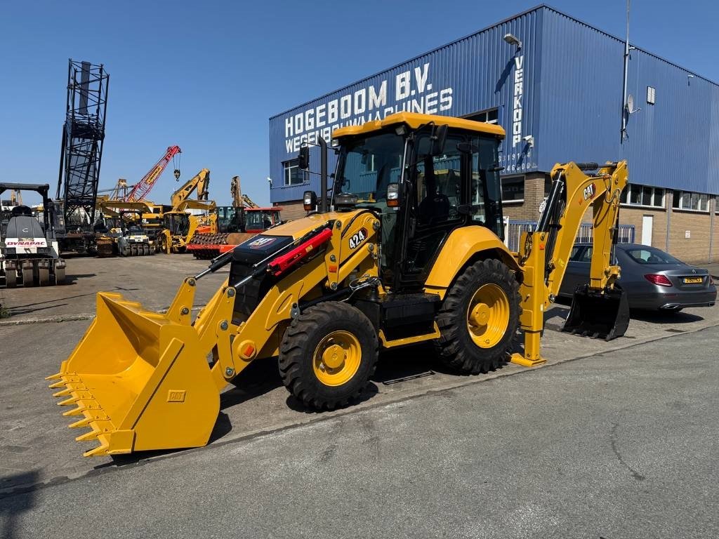 CAT 424 4X4 HAMMER LINE ( UNUSED ) 2025 5330 424 4X4 HAMMER LINE ( UNUSED ) 2025 0