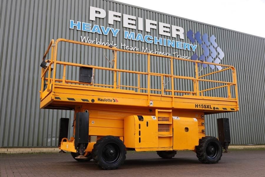 Haulotte H15SXL Diesel, 4x4 Drive, 15m Working Height, 500k 2011 HAULOTTE - H15SXL - 63133 H15SXL Diesel, 4x4 Drive, 15m W...