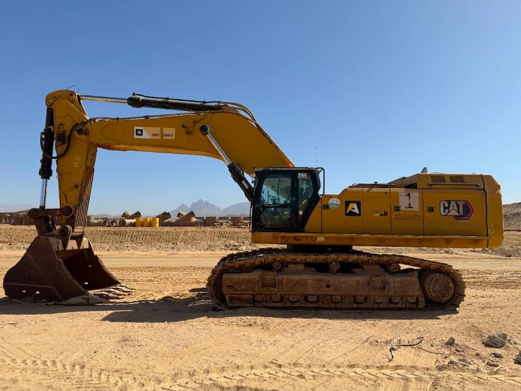 CAT 395 (Saudi Arabia) 2022 ETR-1171 395 (Saudi Arabia) 2022 1 Crawler Excavators