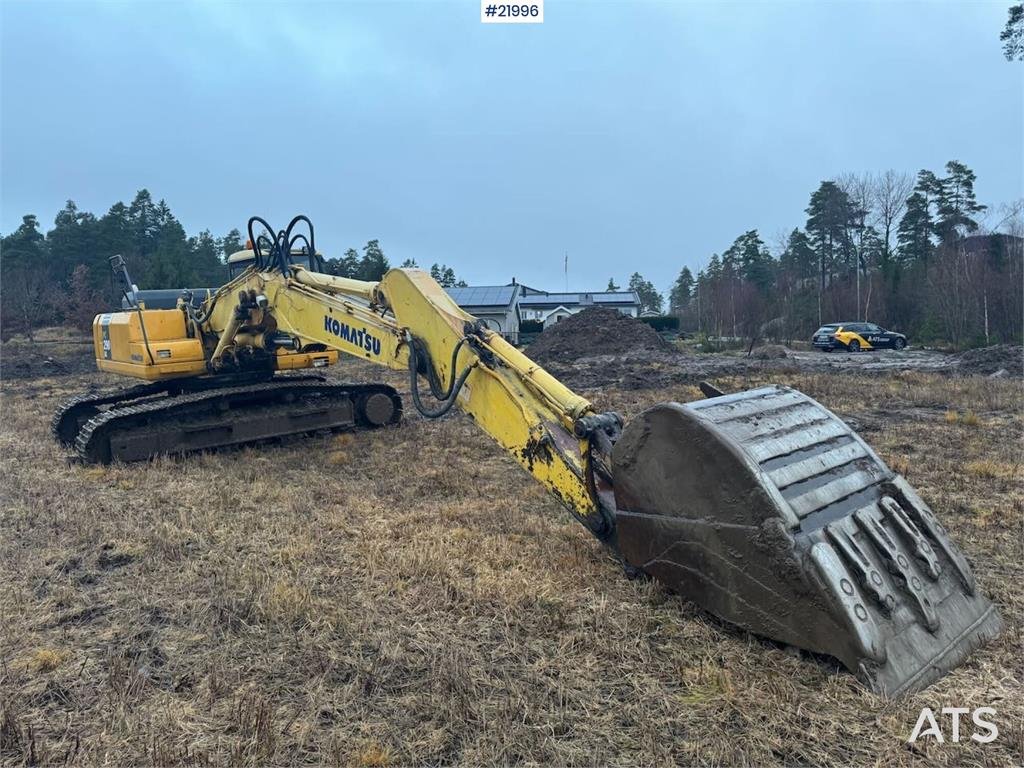 Komatsu PC290LC-7K tracked excavator w/ bucket 2003 21996 PC290LC-7K tracked excavator w/ bucket 2003 1 Crawler Excavators