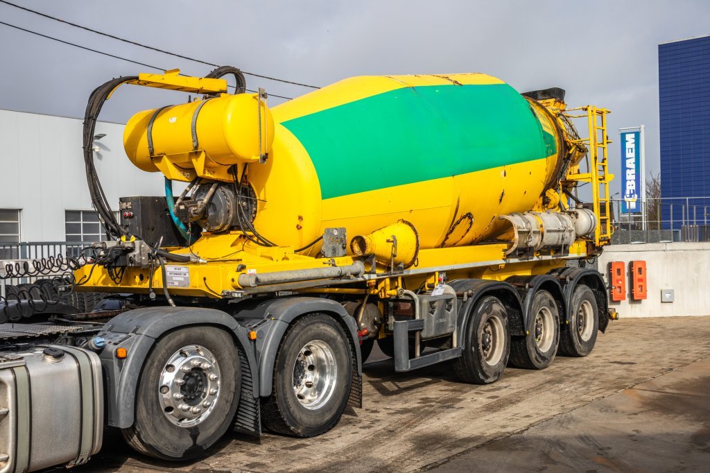 DE BUF BETON MIXER/MALAXEUR/MISCHER 12M3 2017 E61062 De Buf BETON MIXER/MALAXEUR/MISCHER 12M3 2017 1