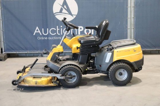 Stiga Park Pro 540 IX Petrol Ride-on Mower 2018 Stiga Park Pro 540 IX 2018 2