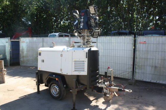 Light mast Trime X-HYBRID Electric+Diesel 3.5kVA 2019 Trime X-HYBRID 2019 2