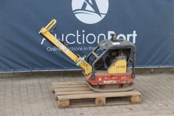Vibratory Plate Dynapac LG 200 Diesel 2009 LG 200 2009 2