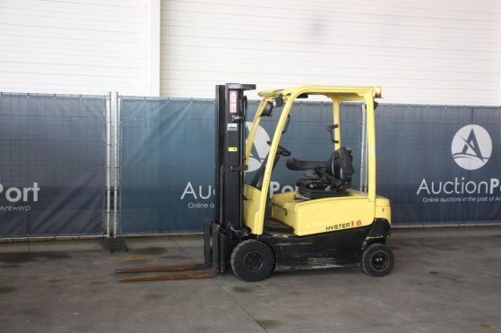 Hyster J1.6 XN Electric Forklift 1360kg 4.6m 2010 J1.6 XN 2010 2 Forklift