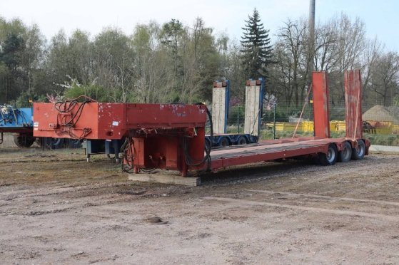 Semi-Low Loader Tec SVP 12.48.3 1992 SVP 12.48.3 1992 2 Lowloader semi-trailers