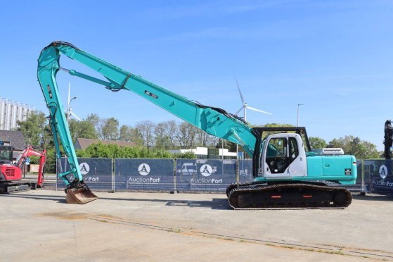 Crawler excavator Kobelco SK250LC6 Diesel 125kW 2001 SK250LC6 2001 2 Crawler Excavators