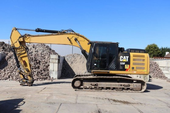 Crawler excavator Caterpillar 326FL Diesel 152kW 2018 326FL 2018 2 Crawler Excavators