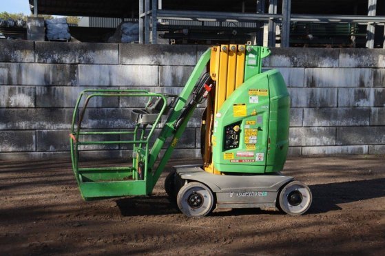 JLG Toucan 10E Electric Mast Lift 10.10m 2011 Toucan 10E 2011 2