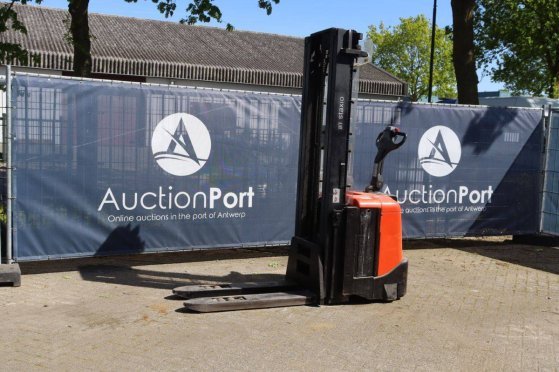 Stacker BT SPE160L Electric 2000kg 5.4m 2012 BT SPE160L 2012 2