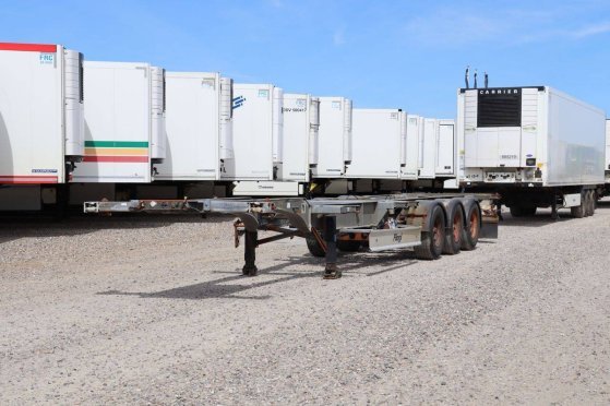 Fliegl 2008 Container Chassis Fliegl 2008 2