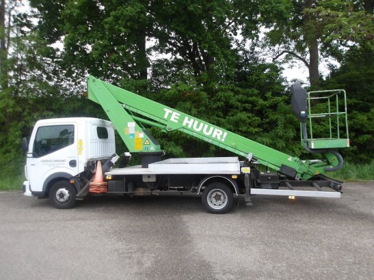 Truck mounted aerial platform Renault Maxity Diesel 20.2m 2012 Maxity 2012 2