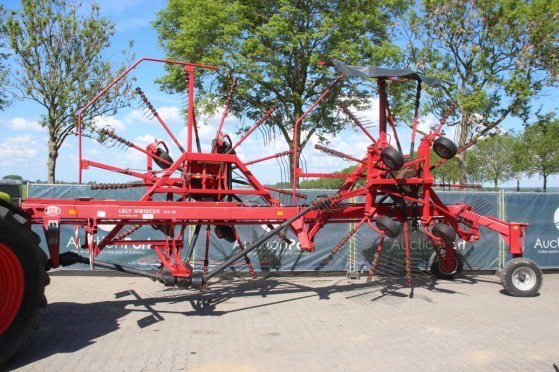 Lely Hibiscus 765 SD 2010 towed rake with side discharge Lely Hibiscus 765 SD 2010 2