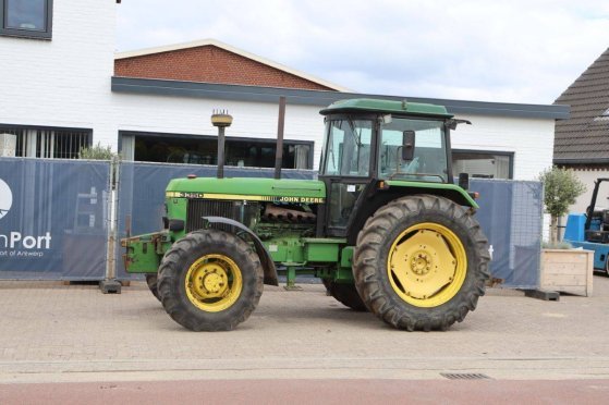 Tractor John Deere 3350A Diesel 1986 John Deere 3350A 1986 2