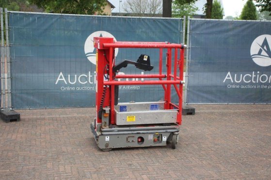 Power Tower Nano SP Plus Electric Mast Lift 2017 Power Tower Nano SP Plus 2017 2