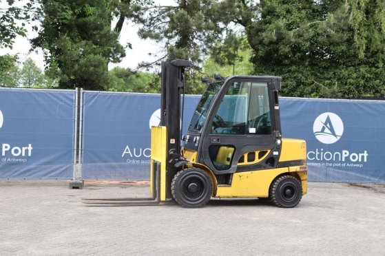 Forklift Yale GDP30VXE2345 Diesel 2840kg 4.91m 2021 GDP30VXE2345 2021 2 Forklift