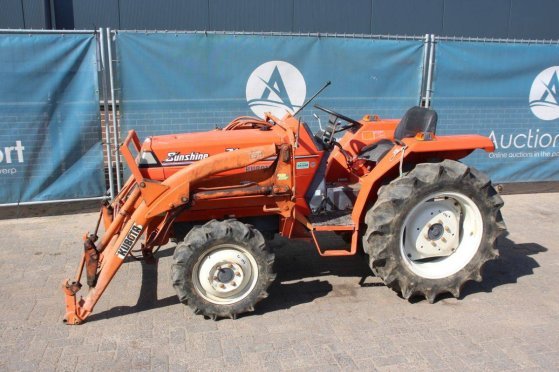 Kubota ZL1-255 Mini Tractor Diesel 24 hp with front loader ZL1-255 2