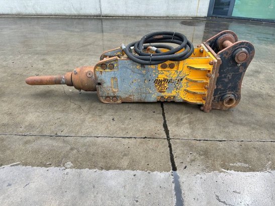 Hydraulic Hammer Arrowhead 2002 ARROW HAMMER 2002 2