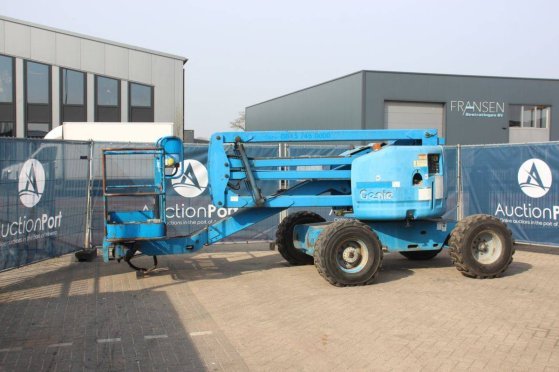 Articulating boom lift Genie Z45/25 Diesel 16m 2000 Z45/25 2000 2