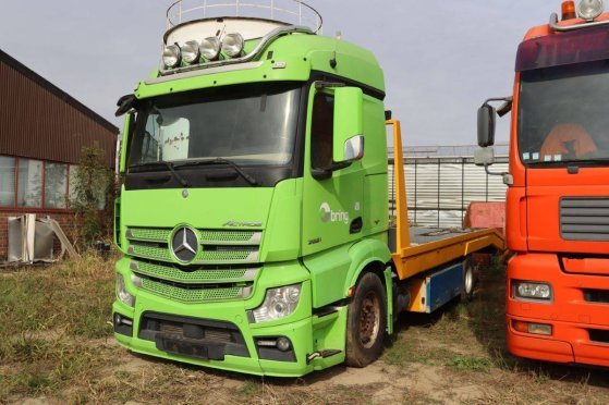 Mercedes-Benz Actros 2551 Diesel Truck 2017 Actros 2551 2017 2