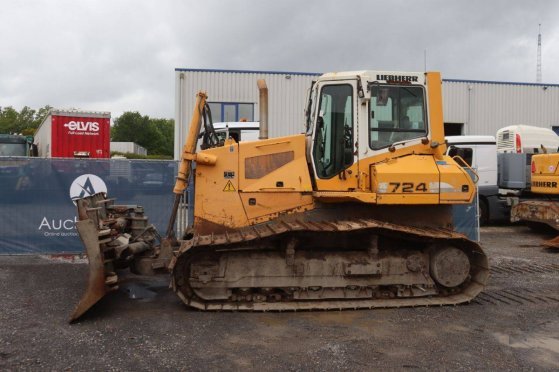 Bulldozer Liebherr PR724LGP Diesel 120kW 2008 PR724LGP 2008 2 Dozers