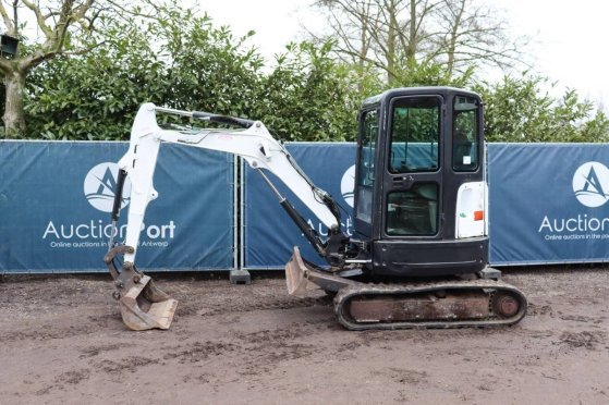 Crawler excavator Bobcat E26 Diesel 2012 E26 2012 2 Crawler Excavators