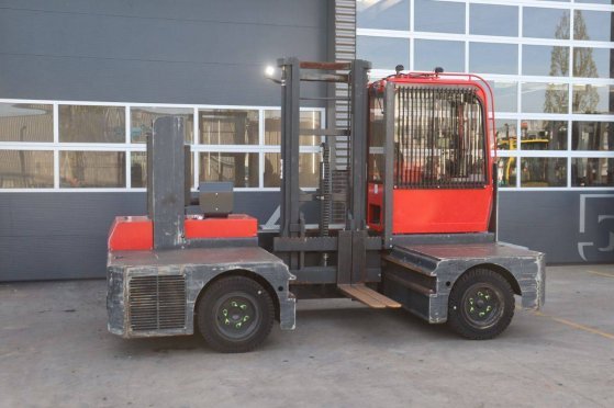 Valmar VSC40/12/40 Side Loader Diesel 4000kg 4.0m 2017 VALMAR VSC40/12/40 2017 2 Side loaders