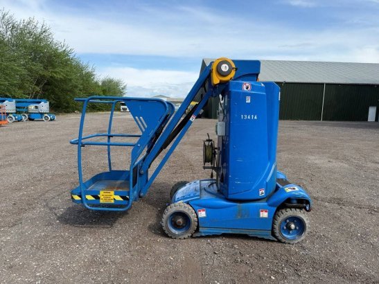 Haulotte Star 10-1 Electric Mast Lift 200kg 10m 2014 Haulotte Star 10-1 2014 2