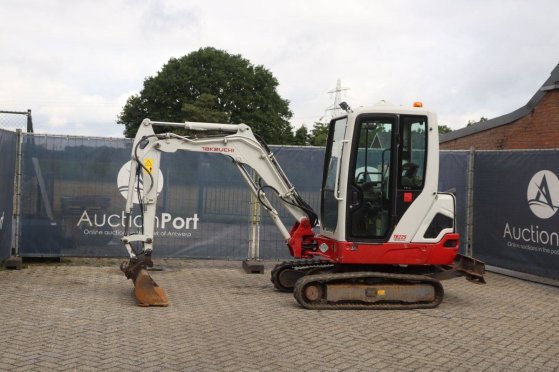 Mini excavator Takeuchi TB225 Diesel 16.5kW 2018 TB225 2018 2