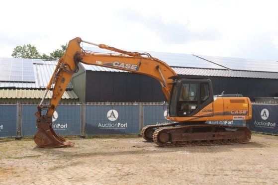 Crawler excavator Case CX210B Diesel 117kW 2012 CX210B 2012 2 Crawler Excavators