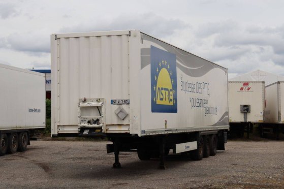 Closed Semi-Trailer Krone SD 2015 9357 2015 2 Box semi-trailers