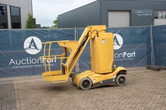 Haulotte Star 10 Electric Mast Lift 200kg 10m 2012 Haulotte Star 10 2012 2