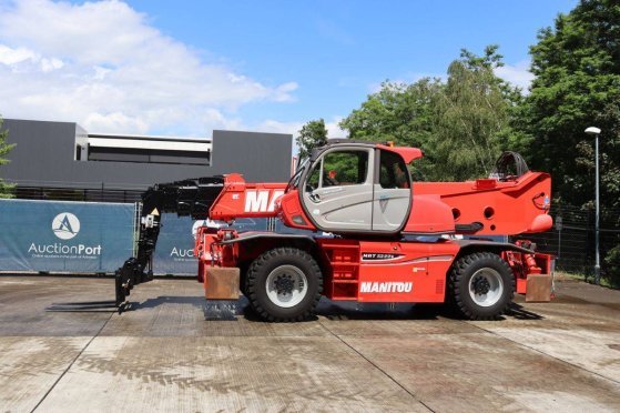 Manitou MRT 3255+ Telehandler Diesel 5500kg 31.6m 2016 MRT 3255+ 2016 2