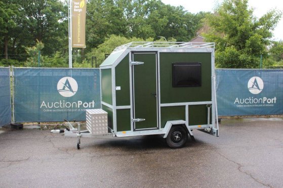 Enclosed trailer 01E 750kg 2500x1500x1850mm 01E 2
