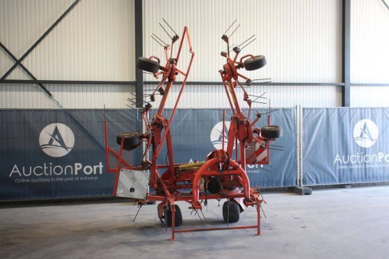 Hay shaker Kuhn GF-6401 MHO Digidrive 2005 Kuhn GF-6401 MHO Digidrive 2005 2