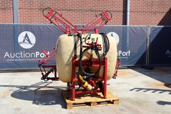 Colson Field Sprayer Coles 700 2