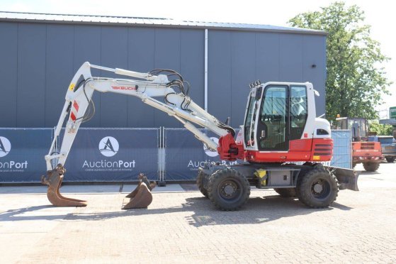 Wheel excavator Takeuchi TB295W Diesel 85kW 2021 TB295W 2021 2 Wheeled Excavators