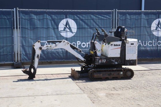 Mini excavator Bobcat E10 Electric + Diesel 7.5kW 2015 E10 2015 2
