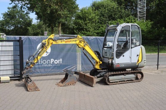Wacker Neuson 2503 Crawler Excavator Diesel 19kW 2017 Neuson 2503 2017 2 Crawler Excavators
