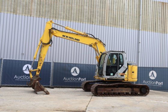 New Holland Kobelco E135BSR-2 Crawler Excavator Diesel 69.2kW 2008 Kobelco E135BSR-2 2008 2 Crawler Excavators